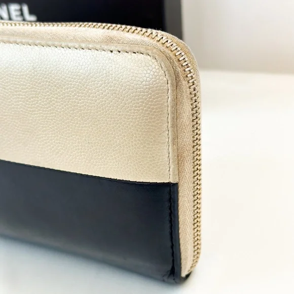 Chanel Zip Leather Wallet - Picture 3 of 16